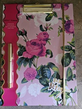 Betsey Johnson Floral Clipboard Notepad with Pen - Pink Rose